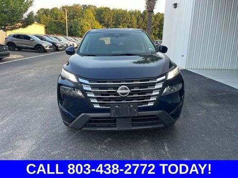 Used 2024 Nissan Rogue SV FWD image 33