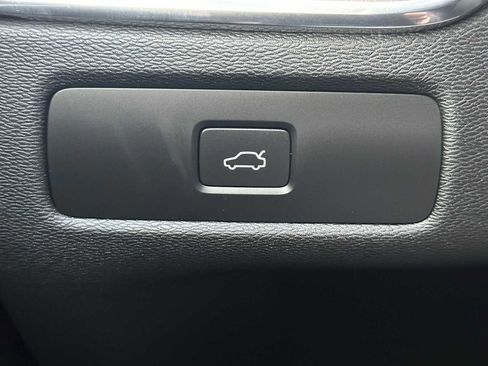 Certified 2023 Volvo XC60 B5 Plus w/ Climate Package image 30