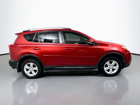 Used 2014 Toyota RAV4 XLE FWD image 3