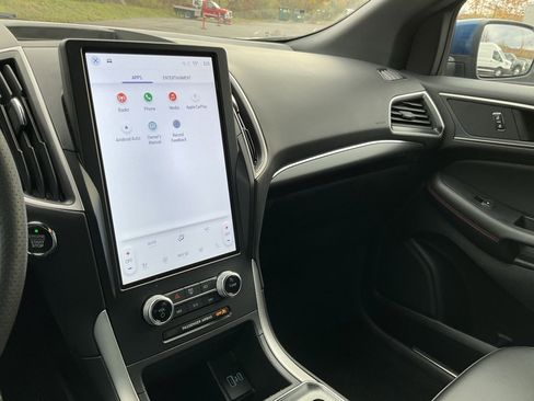 Used 2024 Ford Edge ST-Line image 10