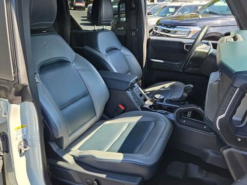 Used 2024 Ford Bronco Outer Banks image 16