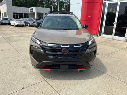 Used 2025 Nissan Rogue SV w/ Rock Creek Premium Package AWD/4WD image 2