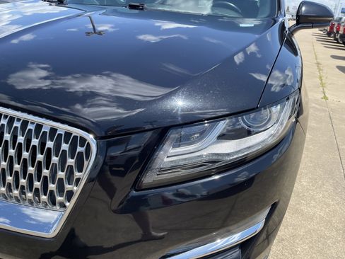 Used 2019 Lincoln MKC Select w/ Select Plus Package FWD image 10
