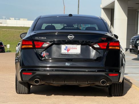 Used 2024 Nissan Altima 2.5 SR image 8
