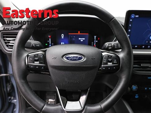 Used 2023 Ford Escape Active w/ Tech Pack #1 AWD/4WD image 10