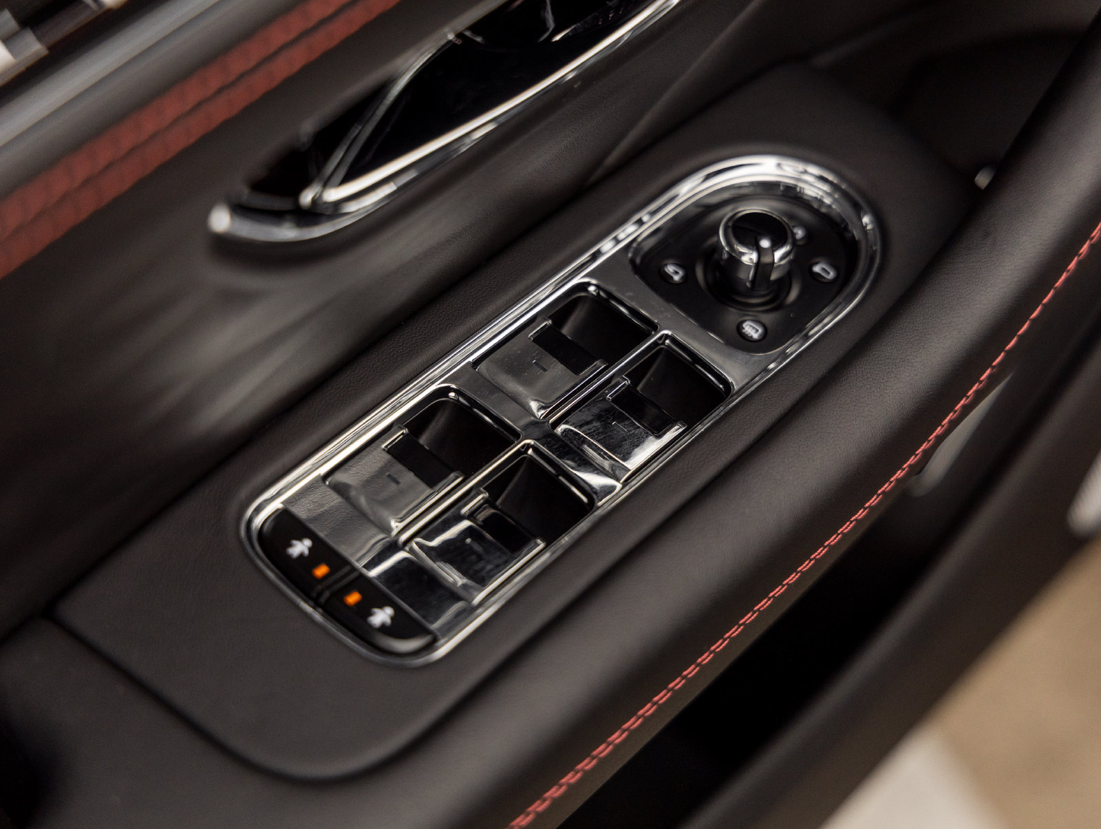 Used 2023 Bentley Flying Spur Azure AWD/4WD image 21