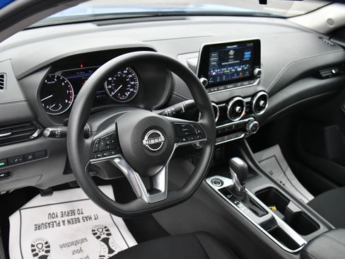 Used 2024 Nissan Sentra SV image 14