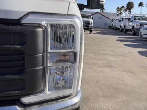 New 2025 Ford F250 XL w/ XL Chrome Package image 8