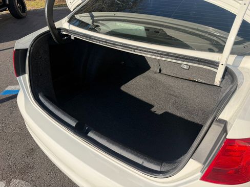 Used 2013 Volkswagen Jetta TDI image 23