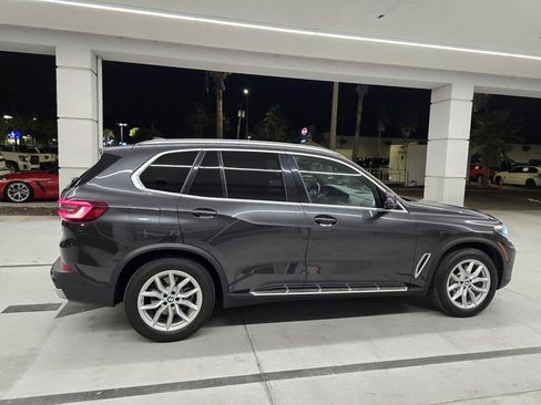 Used 2021 BMW X5 xDrive40i w/ Premium Package 2 image 7
