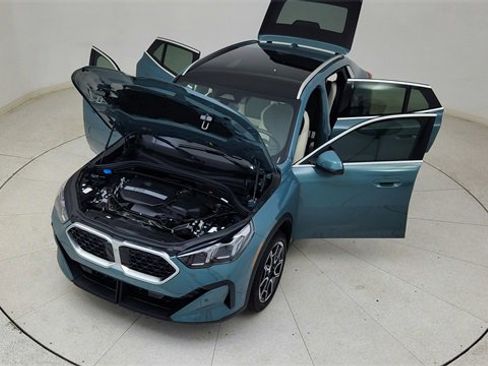 Used 2025 BMW X2 xDrive28i w/ Premium Package image 84