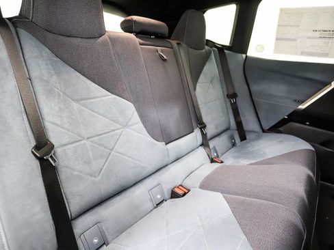 New 2026 BMW iX xDrive45 image 27