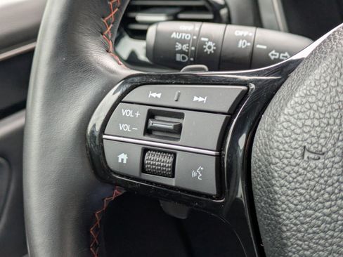 Used 2025 Honda Pilot TrailSport image 35