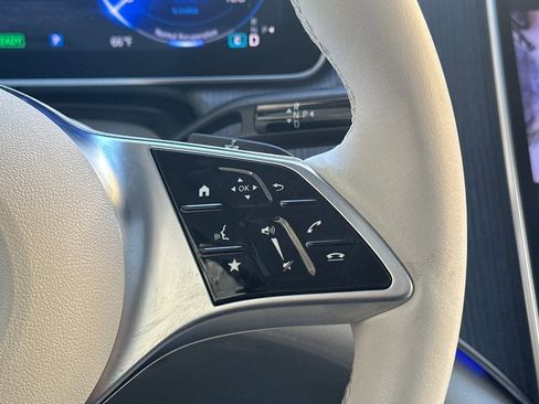 Certified 2023 Mercedes-Benz EQE 350+ 4MATIC SUV image 31