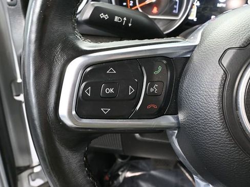 Used 2023 Jeep Wrangler Altitude image 28