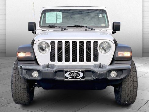 Used 2020 Jeep Gladiator Sport w/ Quick Order Package 24S image 2
