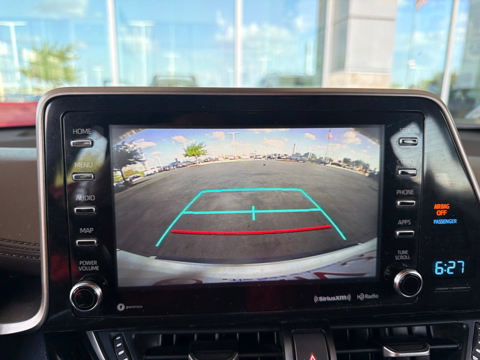 Used 2019 Toyota C-HR Limited FWD image 10