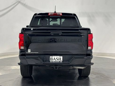 Used 2023 Chevrolet Colorado Z71 w/ Z71 Convenience Package 2 AWD/4WD image 13