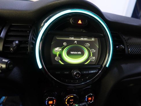 Used 2017 MINI Cooper S w/ Premium Package FWD image 24