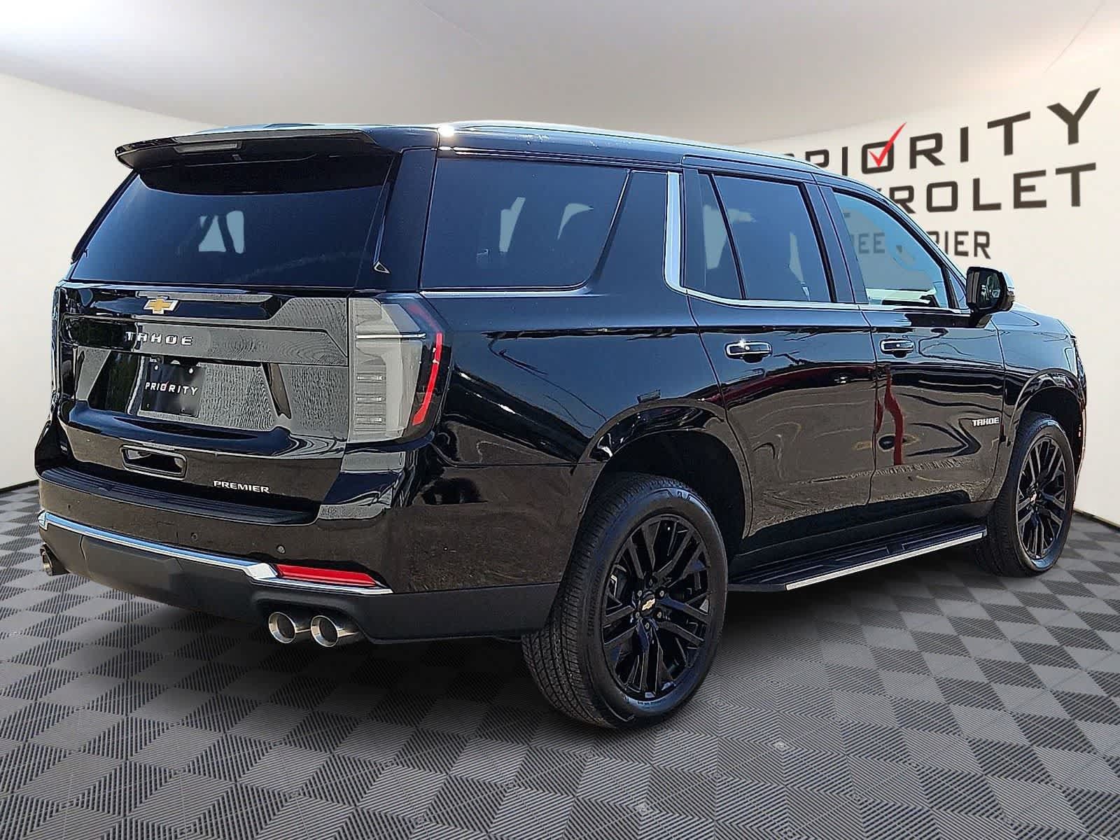 New 2026 Chevrolet Tahoe Premier w/ Sun And Tow Package AWD/4WD image 4