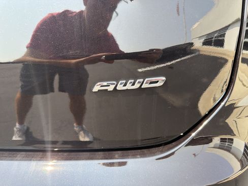 Used 2024 Ford Edge Titanium AWD/4WD image 13