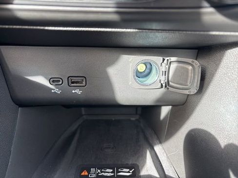 Used 2025 Buick Encore GX Preferred w/ Advanced Technology Package image 30