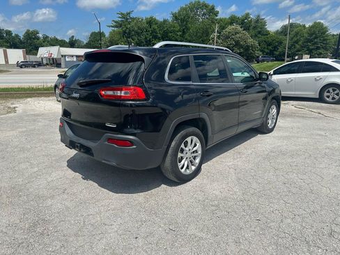 Used 2014 Jeep Cherokee Latitude w/ Comfort/Convenience Group FWD image 4