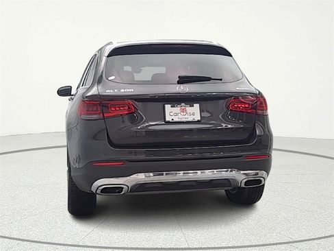Used 2021 Mercedes-Benz GLC 300 4MATIC image 6
