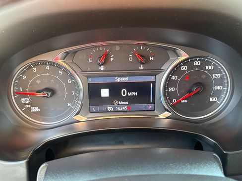 Used 2024 GMC Terrain SLT w/ Infotainment Package II AWD/4WD image 23