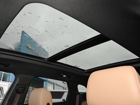 Used 2023 Chevrolet Blazer Premier FWD image 24