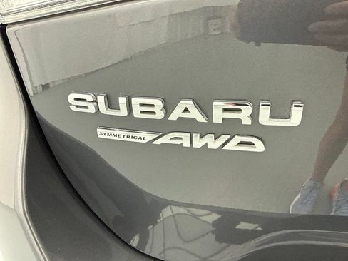 Used 2023 Subaru Forester Premium AWD/4WD image 9