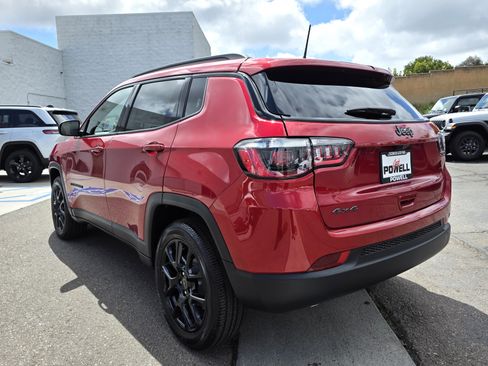 New 2025 Jeep Compass Latitude w/ Altitude Special Edition image 3