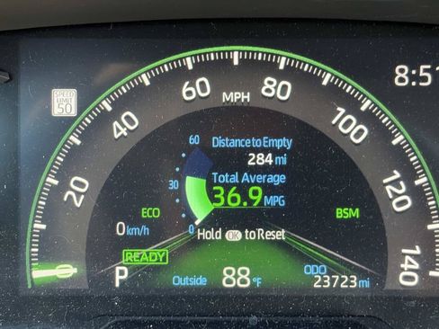 Used 2024 Toyota RAV4 LE AWD/4WD image 13