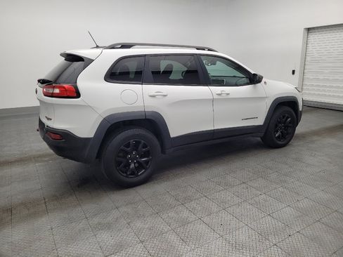 Used 2014 Jeep Cherokee Trailhawk w/ Comfort/Convenience Group image 10