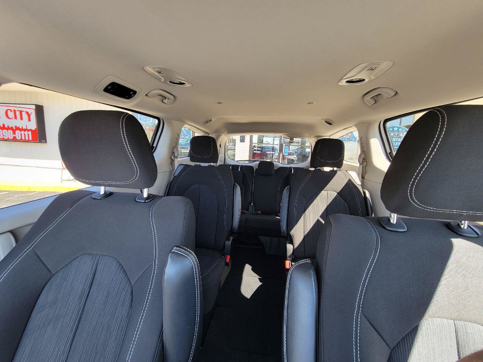 Used 2024 Chrysler Voyager LX FWD image 24
