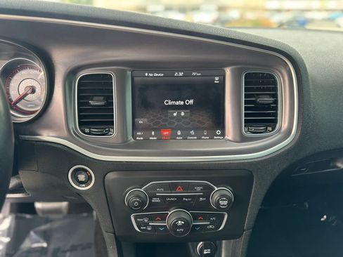 Used 2019 Dodge Charger Scat Pack image 18