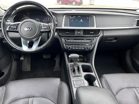 Used 2020 Kia Optima SE FWD image 2