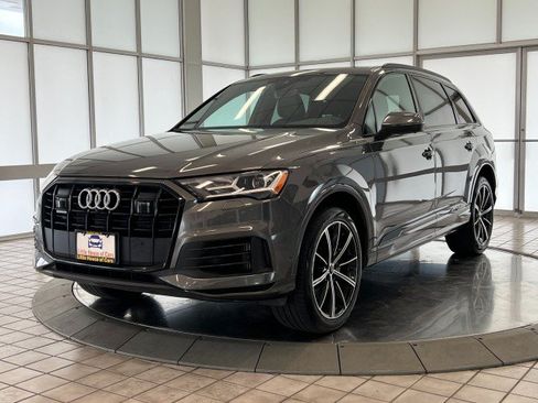 Used 2021 Audi Q7 3.0T Premium Plus AWD/4WD image 3
