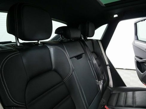 New 2026 Porsche Macan S image 23