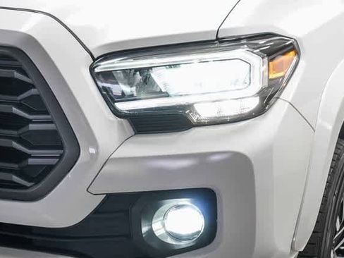 Certified 2023 Toyota Tacoma TRD Sport image 5