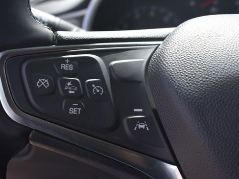 Used 2025 Chevrolet Malibu RS FWD image 19