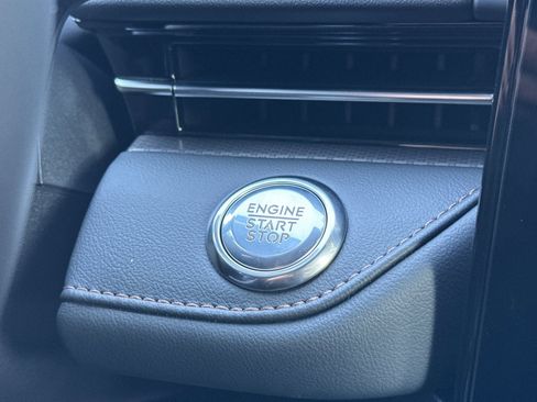 New 2026 Lincoln Nautilus Premier w/ Equipment Group 102A image 20