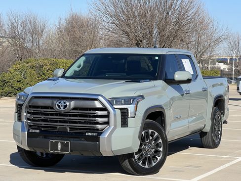 Used 2024 Toyota Tundra Limited image 2