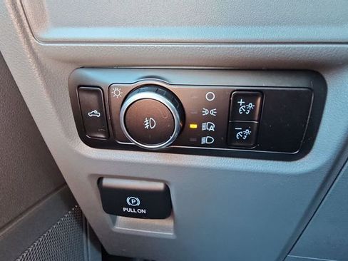 Used 2023 Ford F150 XLT image 17