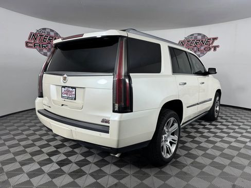 Used 2015 Cadillac Escalade Premium AWD/4WD image 7