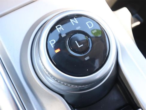 Certified 2022 Ford Explorer XLT w/ Equipment Group 202A image 20