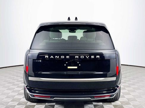Used 2024 Land Rover Range Rover SE AWD/4WD image 6