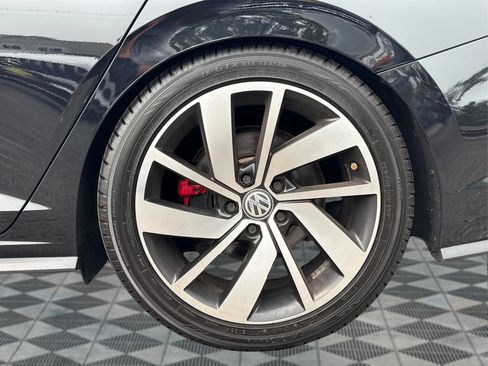 Used 2019 Volkswagen Jetta GLI Autobahn FWD image 23