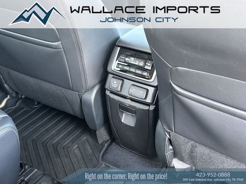 Used 2021 Subaru Ascent Touring AWD/4WD image 40