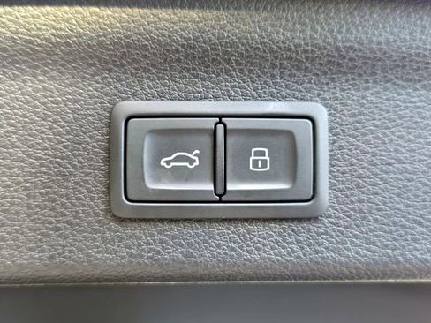 Used 2023 Audi Q3 2.0T Premium Plus w/ Premium Plus Package image 30